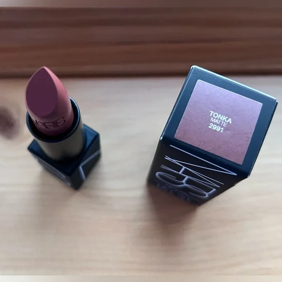 NARS Lipstick in shade TONKA (Matte Rose Brown) New in Box RARE - Picture 5 of 5